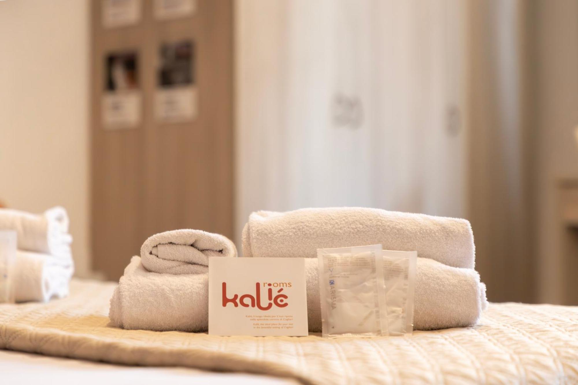Kalie Rooms Guest House Cagliari Exteriör bild