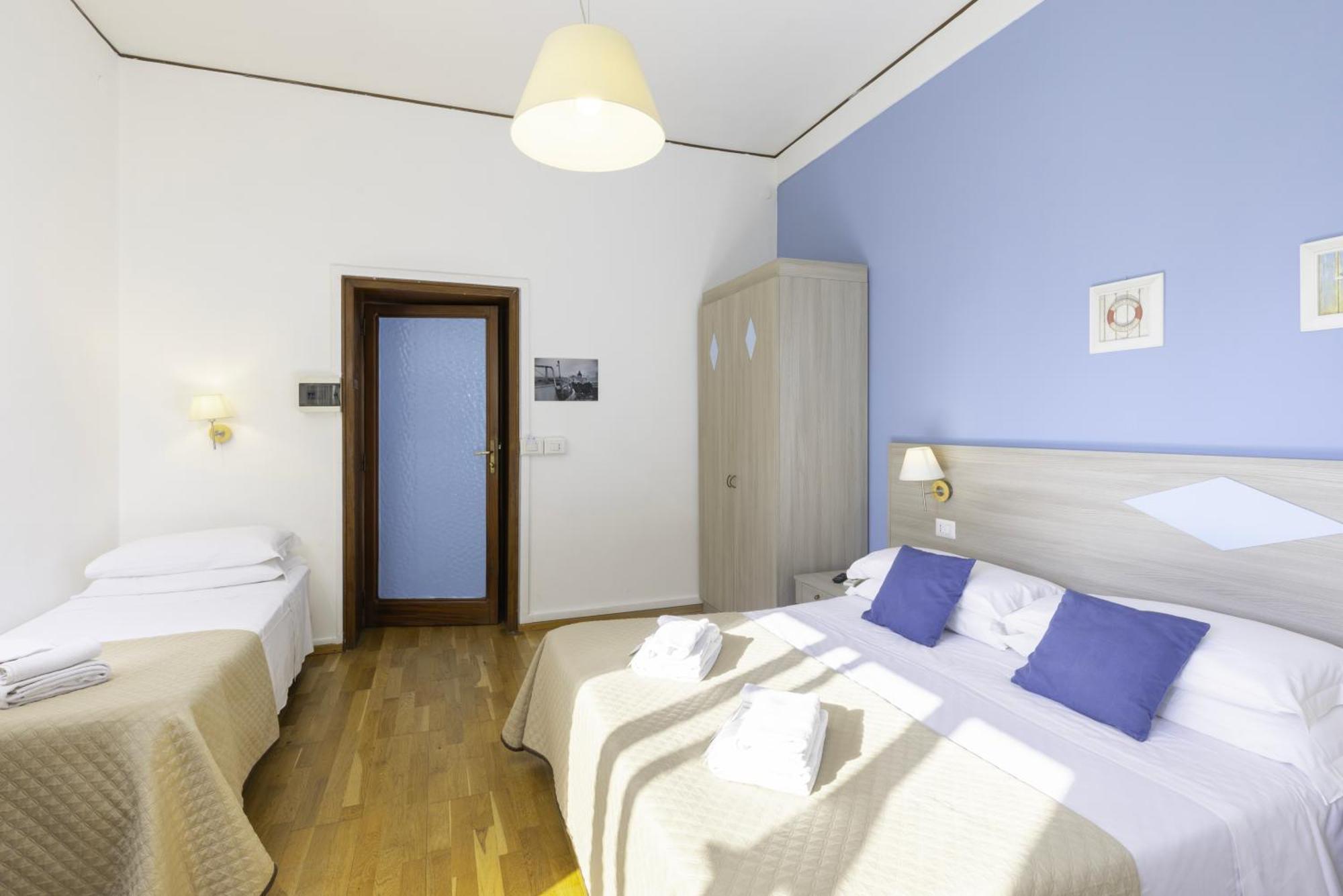 Kalie Rooms Guest House Cagliari Exteriör bild