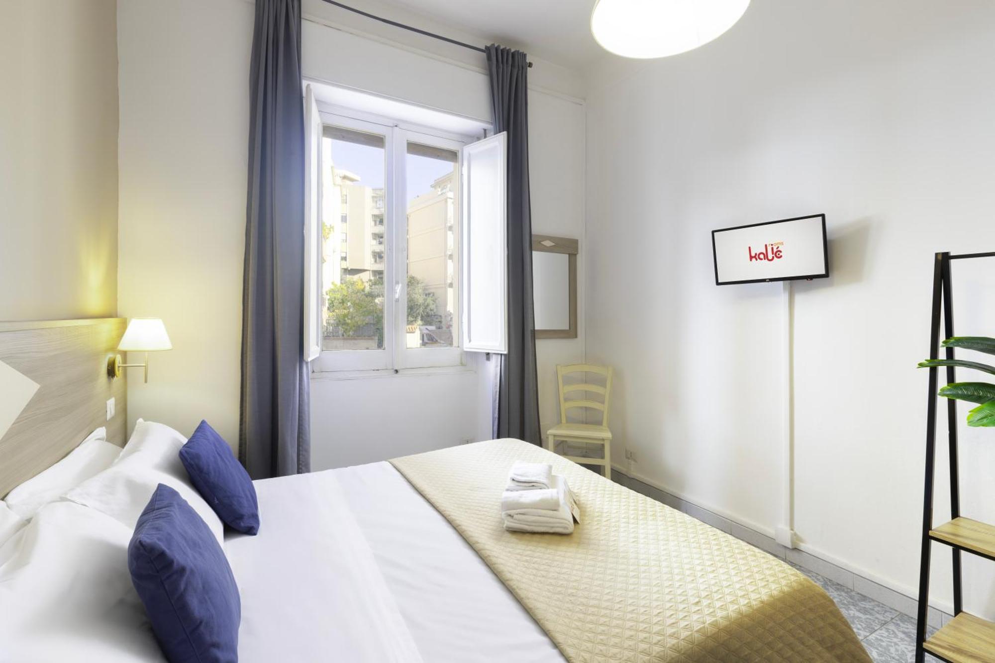 Kalie Rooms Guest House Cagliari Exteriör bild